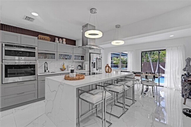 Foto del edificio - 7031 SW 12th St