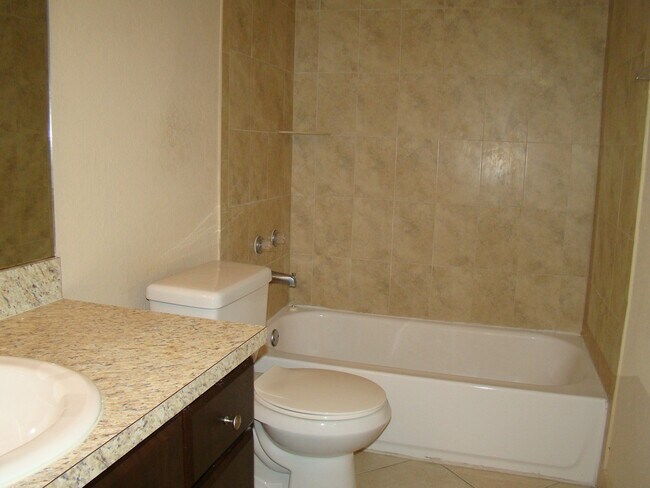 Foto del edificio - 11559 NW 45th St