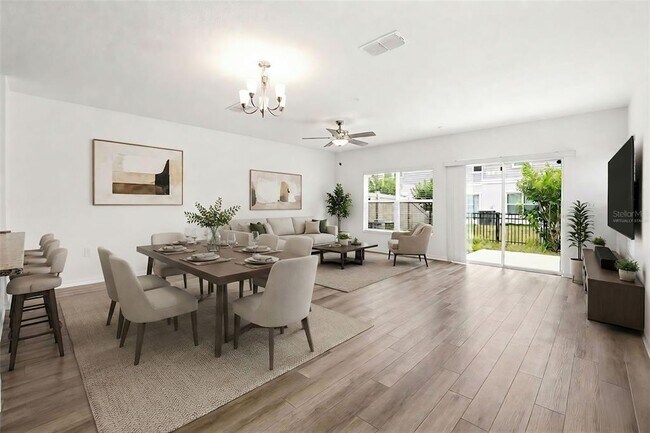 Foto del edificio - 2274 Carrabelle Wy