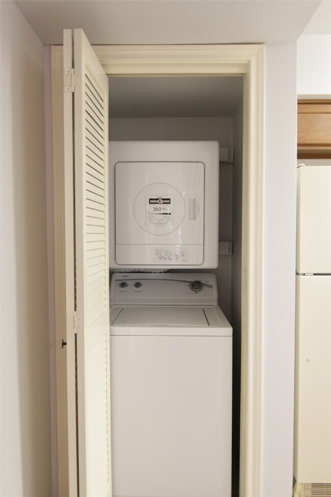 Foto del edificio - 3100 Walnut Bend Ln