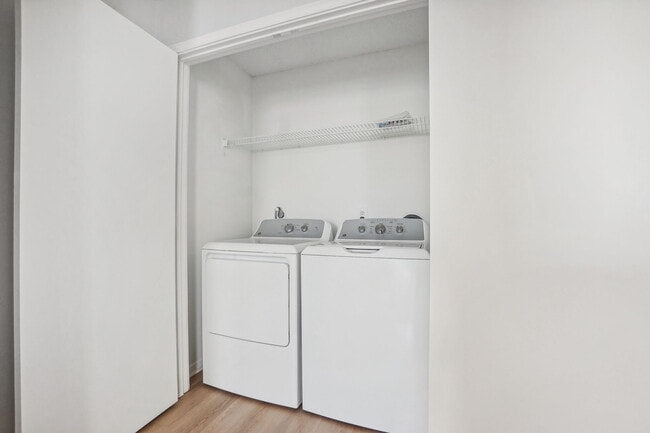 Building Photo - Cambridge Park Apartments