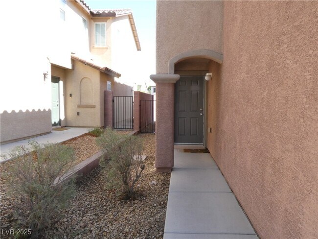 Foto del edificio - 9252 Valley Ranch Ave