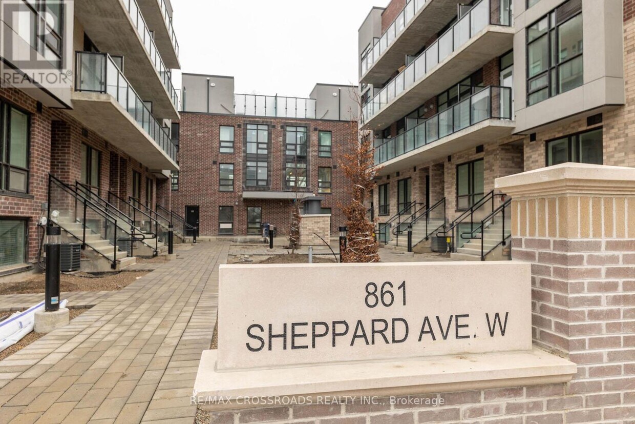 Photo principale - 861-T861 Sheppard Ave W