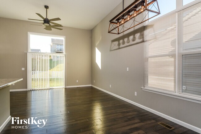 Foto del edificio - 426 Wilmer Meadow Dr