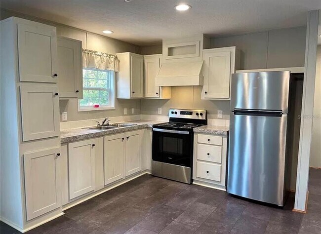 Building Photo - 12265 Kent Grove Dr