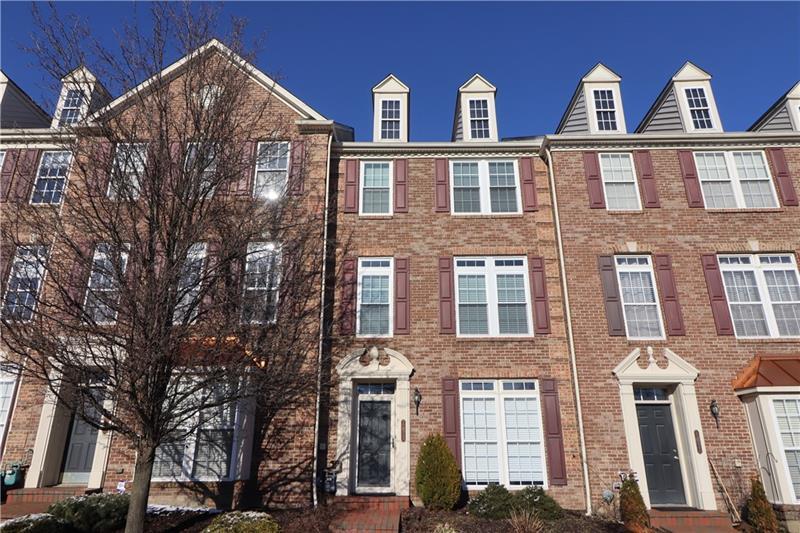 4015 Village Run Rd, Wexford, PA 15090 Condo for Rent in Wexford, PA