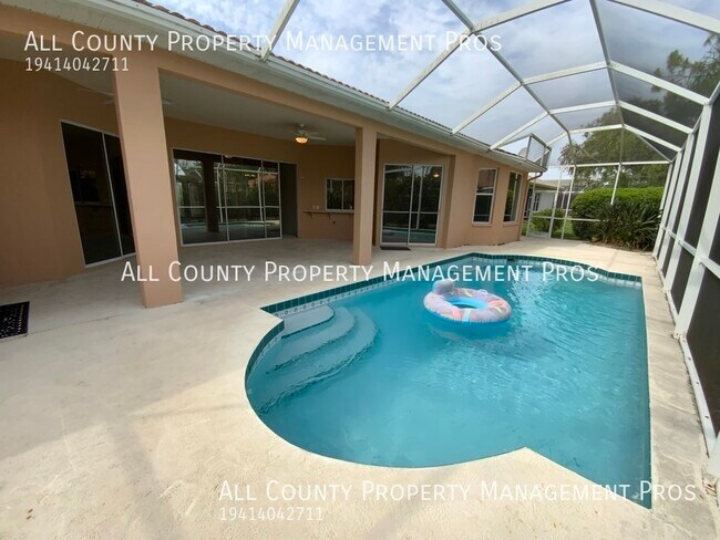 Foto del edificio - 5112 Far Oak Cir