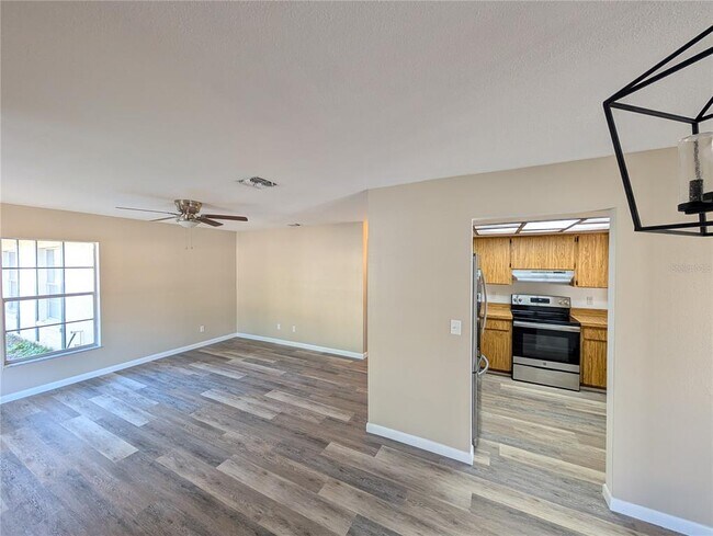 Foto del edificio - 11513 Valencia Dr