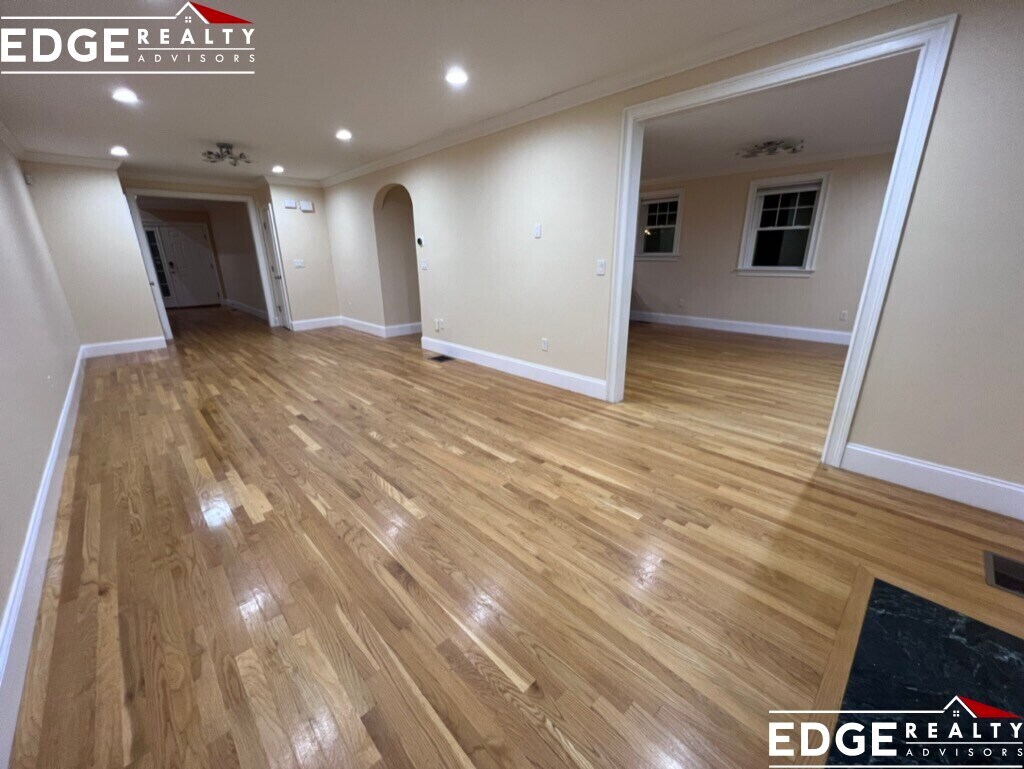 122 Columbia Ave, Newton, MA 02461 Townhome Rentals in Newton MA