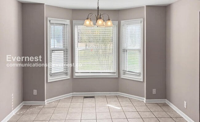 Building Photo - 122 Brawley Dr