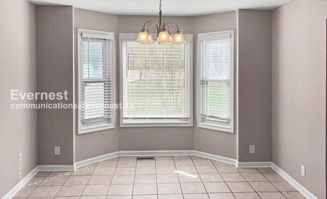 Foto del edificio - 122 Brawley Dr