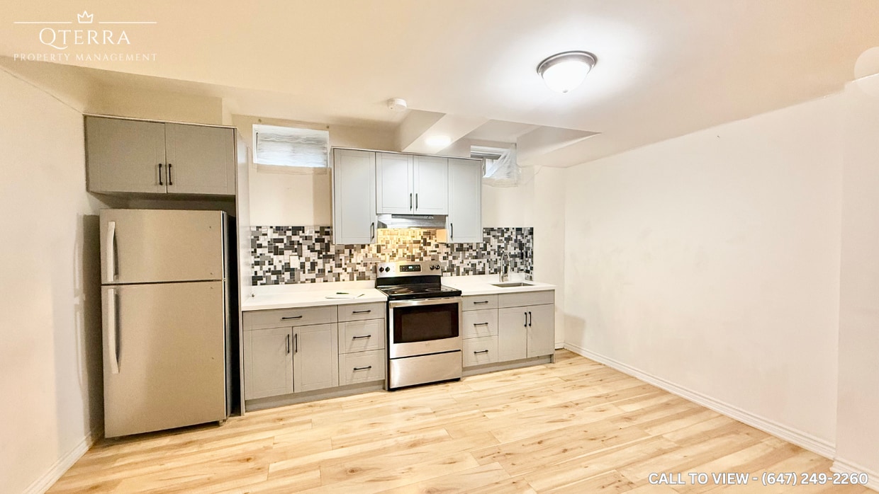 Primary Photo - 1153 Stag Holw