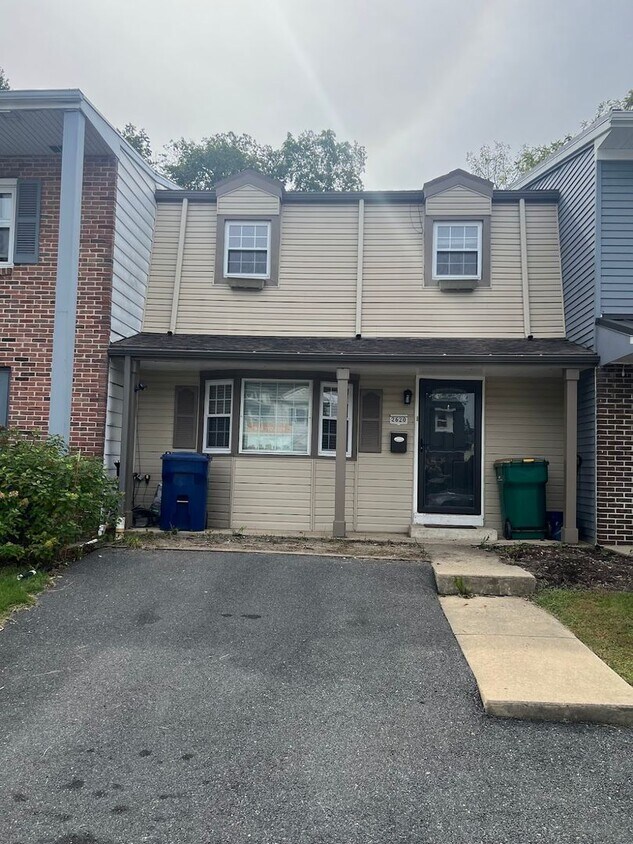 Primary Photo - For Rent – 3 Bedroom, 1.5 Bath Home