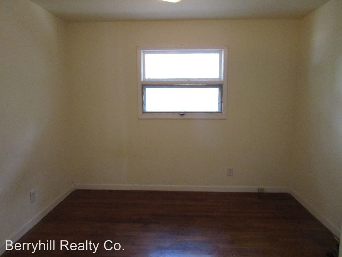 Building Photo - 3838 Tuckaseegee Rd