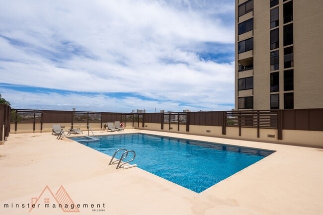 Photo - 1521 Alexander St Apartment