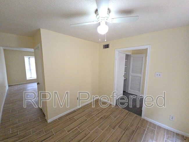 Foto del edificio - 2019 Place Rebecca Ln