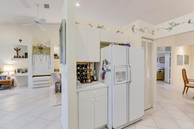 Foto del edificio - 4702 Carlton Golf Dr