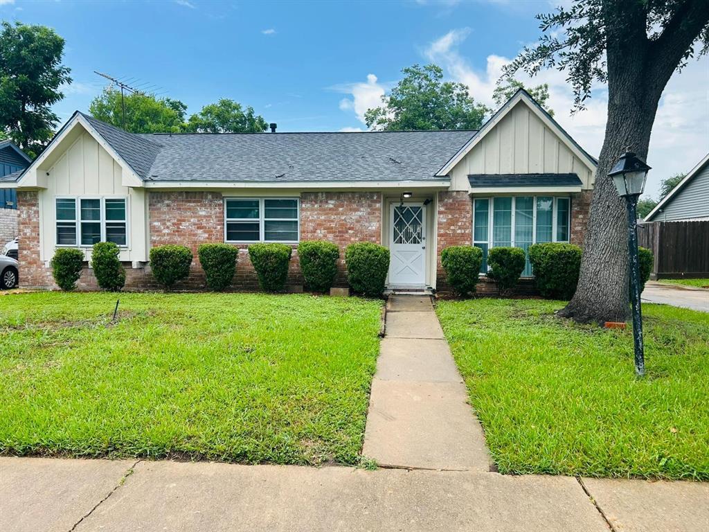 Foto principal - 10506 Huntington Wood Dr