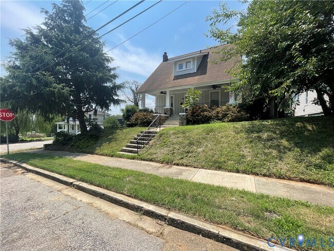 Building Photo - 224 Virginia Ave