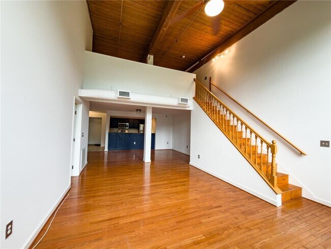 Foto del edificio - 494 Woonasquatucket Ave
