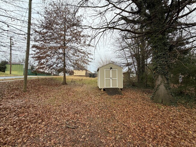 Foto del edificio - Charming 2 bedroom 1 bath cottage