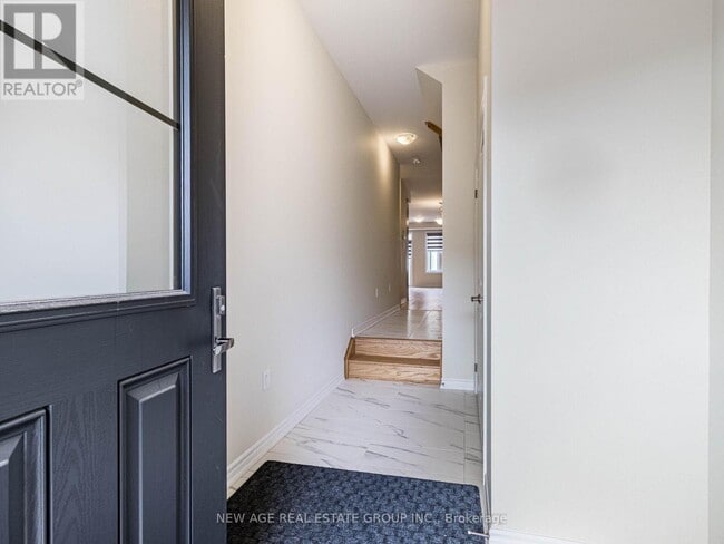 Building Photo - 1419 Oakmont Cmn