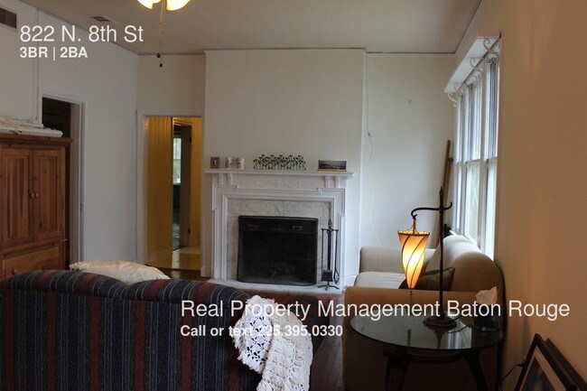 Building Photo - 822 N 8th St