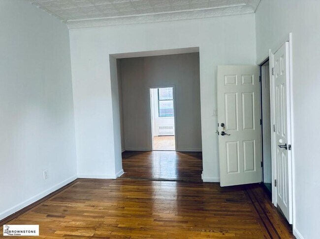 Foto del edificio - 1 bedroom in BROOKLYN NY 11231