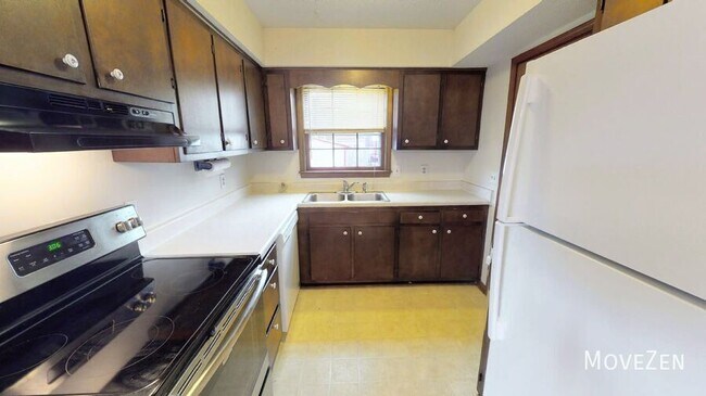 Building Photo - 1209 Sidney Dr
