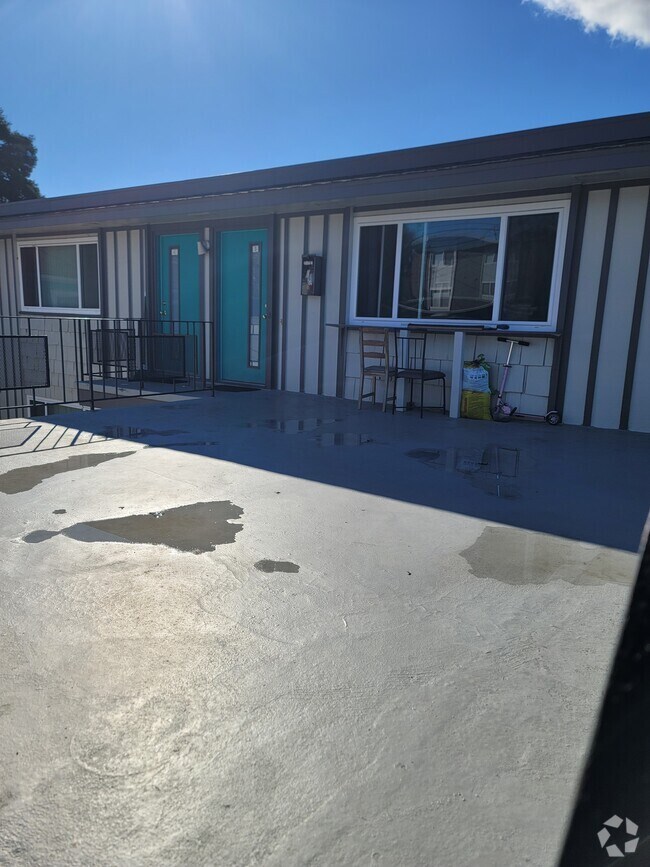 Boulevard Gardens Pet Friendly Apartments for Rent El Cerrito, CA 2