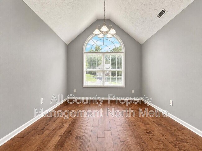 Foto del edificio - 4710 Middleboro Ln