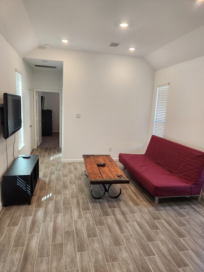 Living Room - 11202 Alpenhorn Pl
