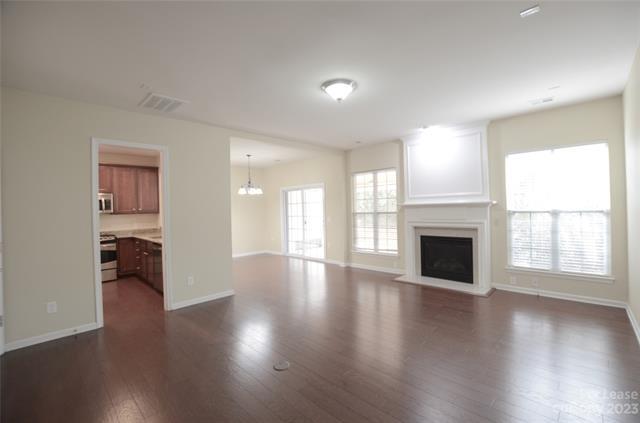 Foto del edificio - 16835 Dunaverty Pl