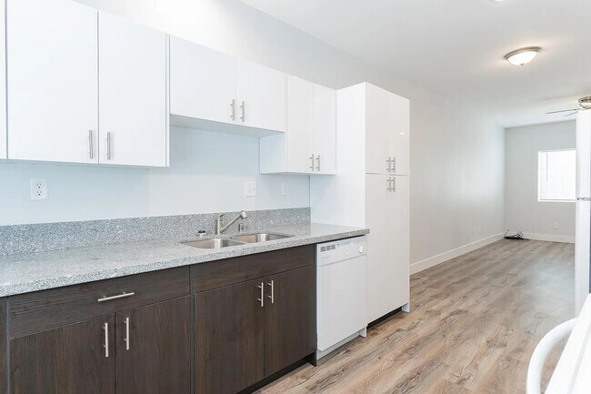 Foto del edificio - 1641 S Dandelion St