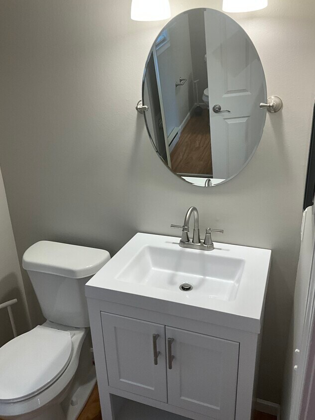 27796 Reo Rd Unit 1, Grosse Ile, MI 48138 Condo for Rent in Grosse Ile, MI