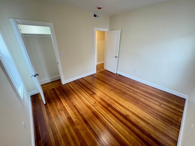 Foto del edificio - 7 Lowell Cir