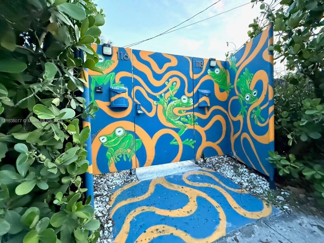 Foto principal - 118 NW 24th St