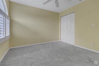 Building Photo - 875 New Waterford Dr