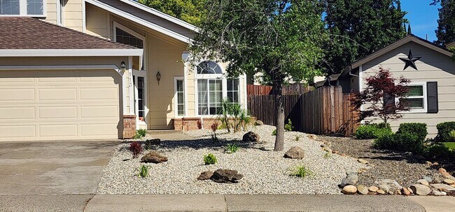 Foto del edificio - Spacious 4BR Home in Desirable Folsom Neighborhood – Move-In Ready May 1, 2026