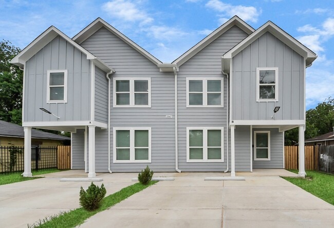 Building Photo - 5947 Southseas St