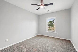 Building Photo - 4719 Mallow St