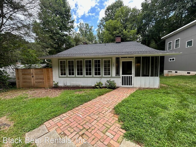 Building Photo - 2 br, 1 bath House - 25 Wood Ave