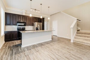 Foto del edificio - 6506 Geisler Crossing Ln