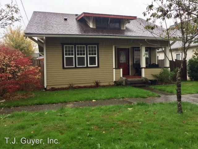 Primary Photo - 234 SW Lewis St