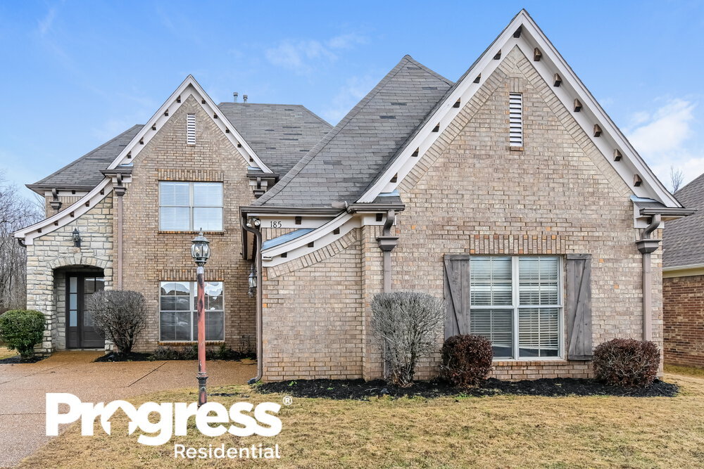 Primary Photo - 185 Whispering Creek Dr