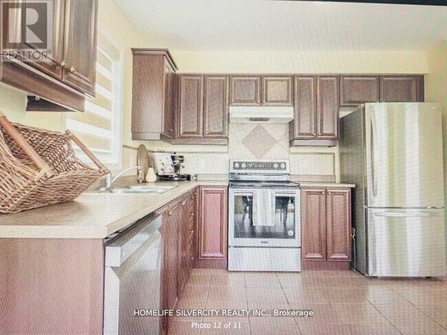 Building Photo - 3090 Stone Ridge Blvd
