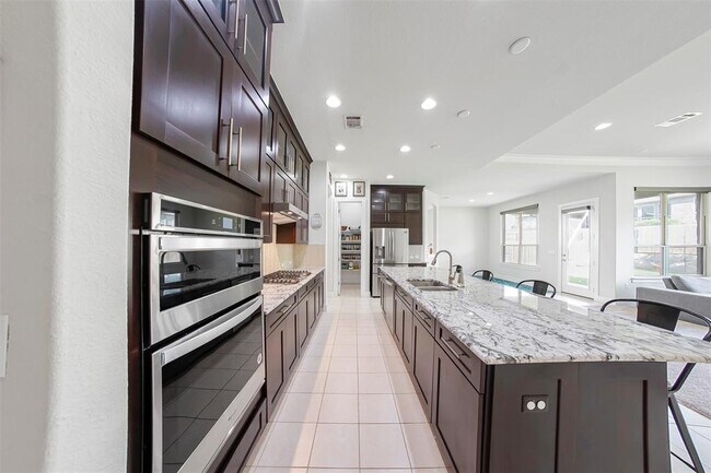 Building Photo - 9113 Finley Mae Way