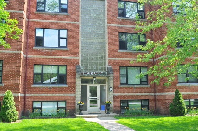 Building Photo - 62 S Forster Park Dr Building Photo - 62 S Forster Park Dr