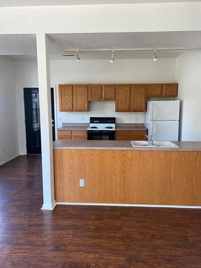 Foto del edificio - 404 S Marion St