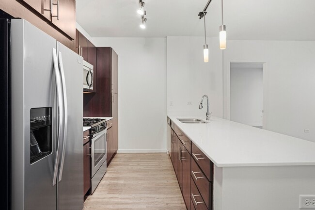 Foto del edificio - 3746 N Halsted St